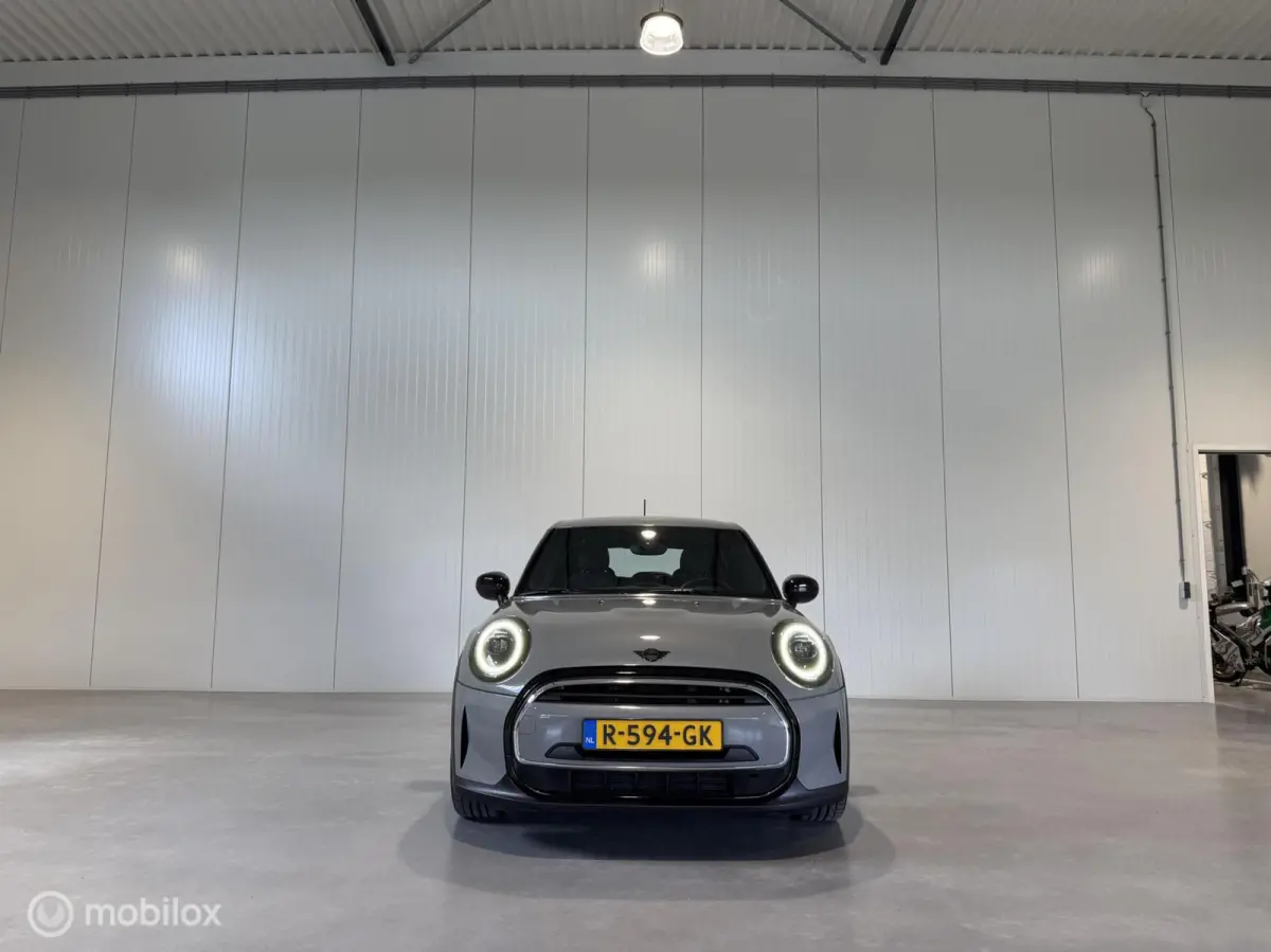 1.5 One Classic , Navi|Led|Piano black ext.|Keyless|Carplay|Jcw Lmv|1e Eig.