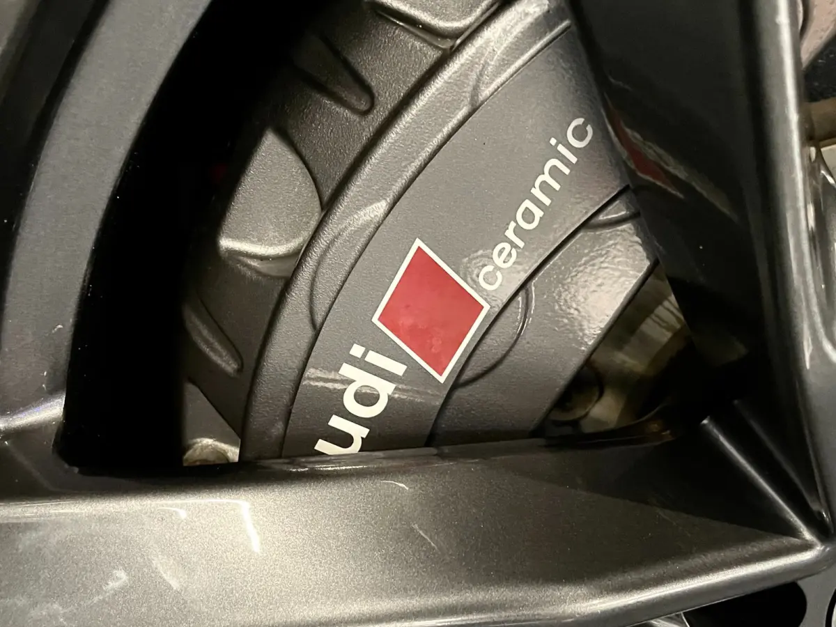Limousine 4.0 TFSI quattro 570 PK KERAMIC GLASDAK HUD RS BEKLEDING