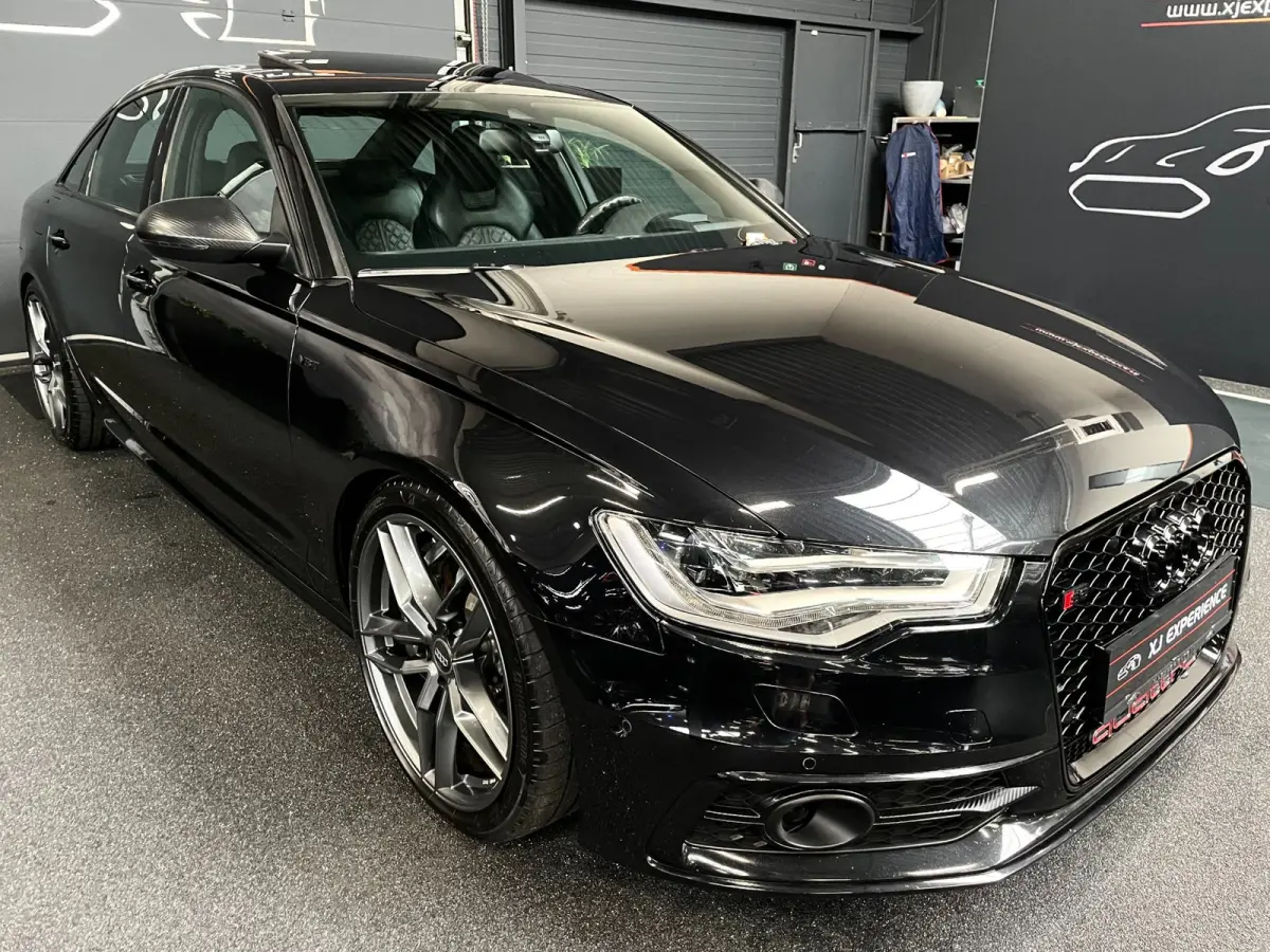 Limousine 4.0 TFSI quattro 570 PK KERAMIC GLASDAK HUD RS BEKLEDING