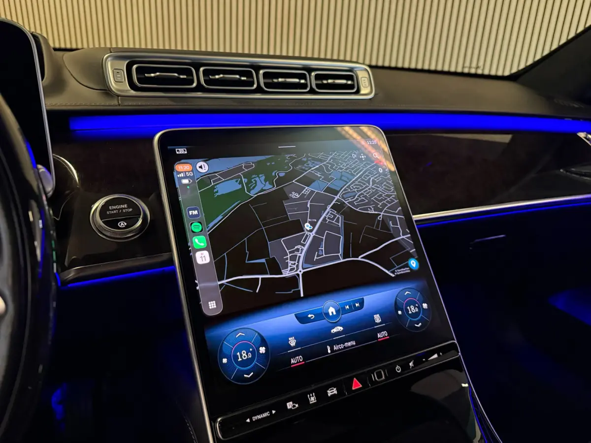 350d Exclusive-PANORAMA-MEMORY-HEAD UP-BURMESTER-ZEER COMPLEET-BTW AUTO-1e EIGENAAR-NPR. € 165.000