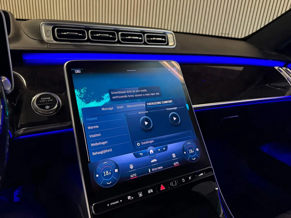 350d Exclusive-PANORAMA-MEMORY-HEAD UP-BURMESTER-ZEER COMPLEET-BTW AUTO-1e EIGENAAR-NPR. € 165.000