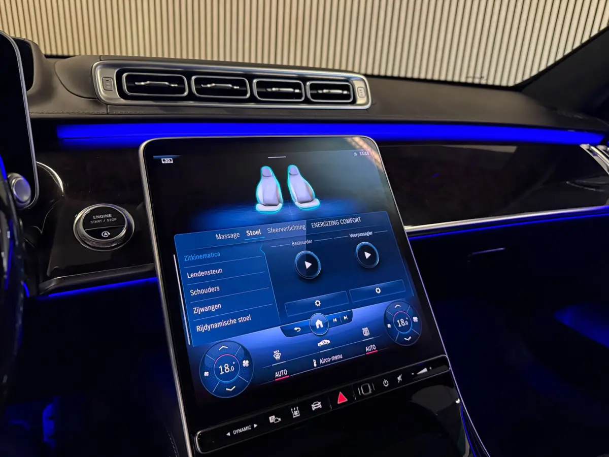 350d Exclusive-PANORAMA-MEMORY-HEAD UP-BURMESTER-ZEER COMPLEET-BTW AUTO-1e EIGENAAR-NPR. € 165.000