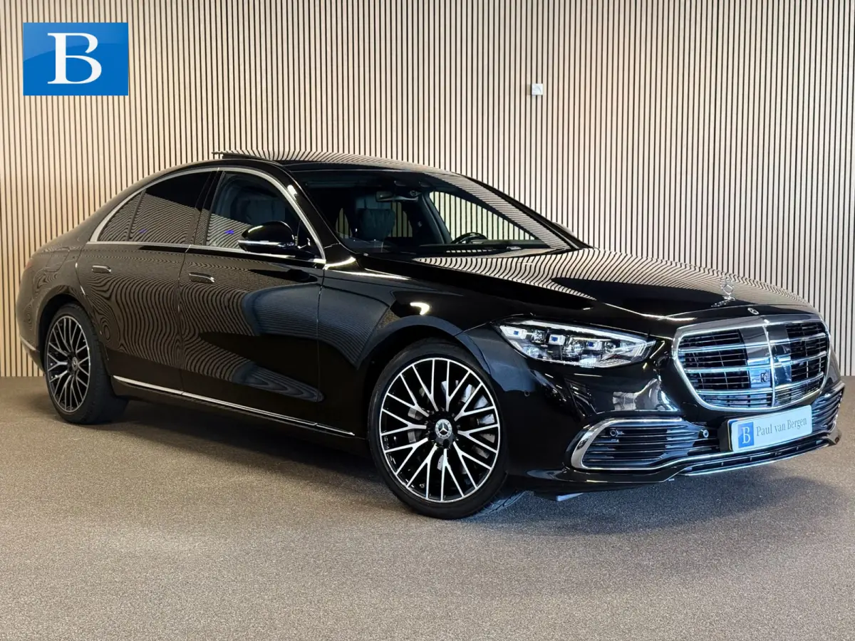 350d Exclusive-PANORAMA-MEMORY-HEAD UP-BURMESTER-ZEER COMPLEET-BTW AUTO-1e EIGENAAR-NPR. € 165.000