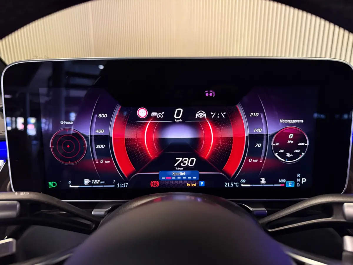 350d Exclusive-PANORAMA-MEMORY-HEAD UP-BURMESTER-ZEER COMPLEET-BTW AUTO-1e EIGENAAR-NPR. € 165.000