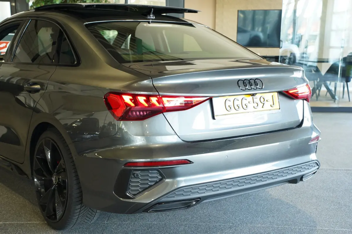 35 TFSI S-Line S-tronic Pano Navi Led Leder Cam Ambiante