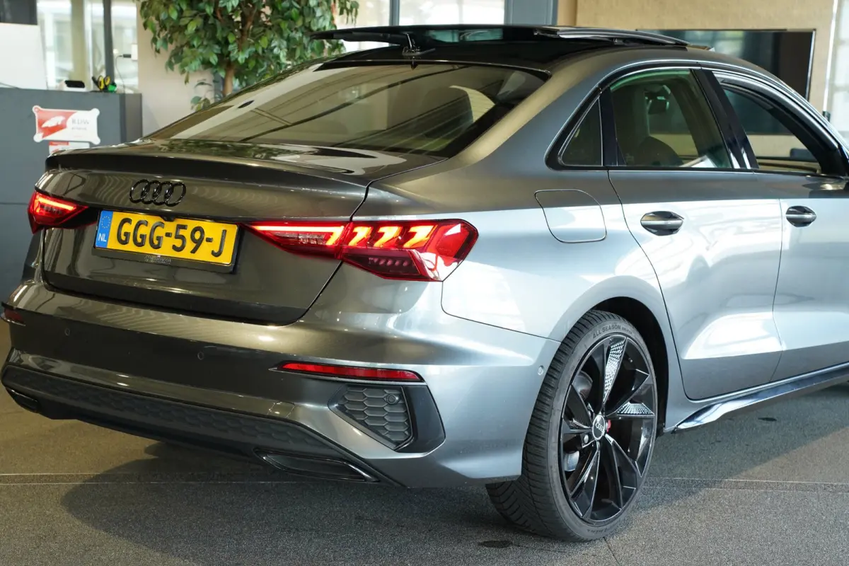35 TFSI S-Line S-tronic Pano Navi Led Leder Cam Ambiante