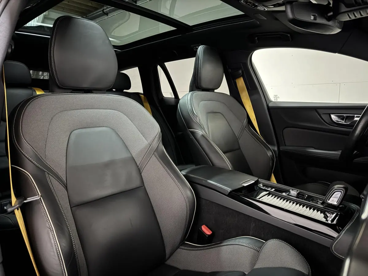 2.0 T8 Twin Engine AWD Polestar Engineered Pano B&W 360° Carplay