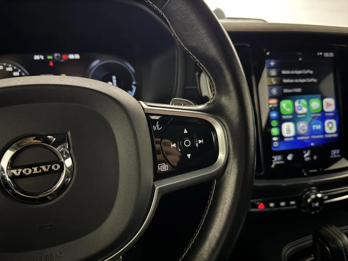 2.0 T8 Twin Engine AWD Polestar Engineered Pano B&W 360° Carplay