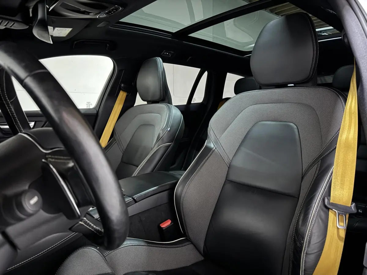 2.0 T8 Twin Engine AWD Polestar Engineered Pano B&W 360° Carplay
