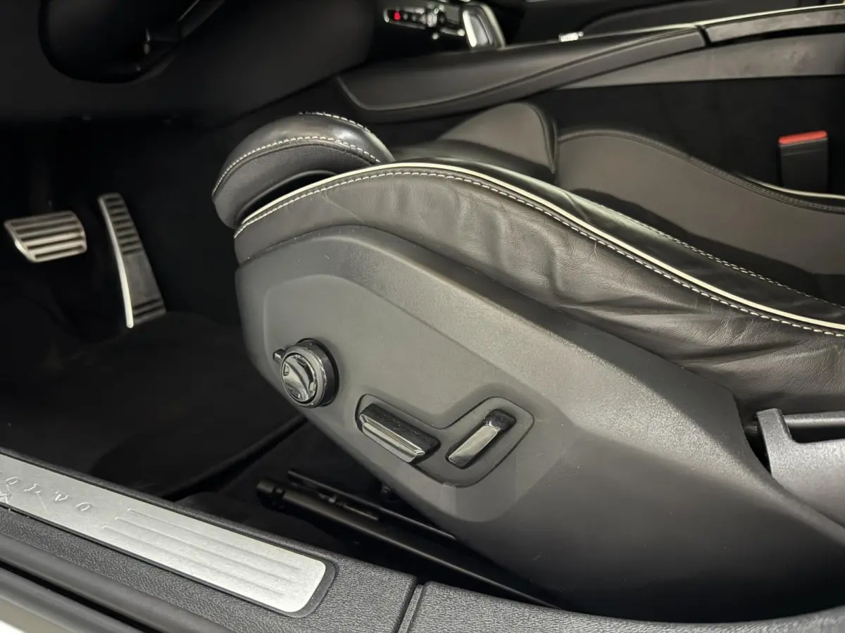 2.0 T8 Twin Engine AWD Polestar Engineered Pano B&W 360° Carplay