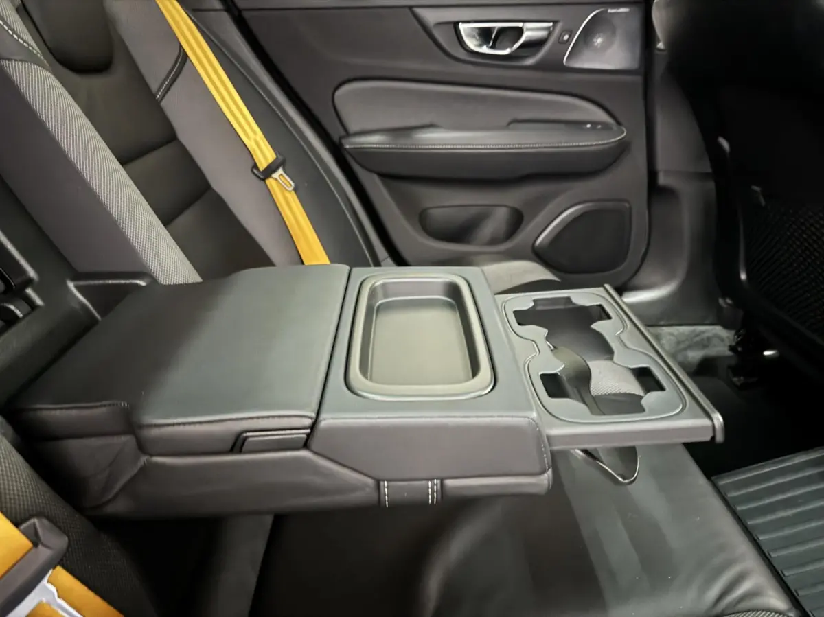 2.0 T8 Twin Engine AWD Polestar Engineered Pano B&W 360° Carplay