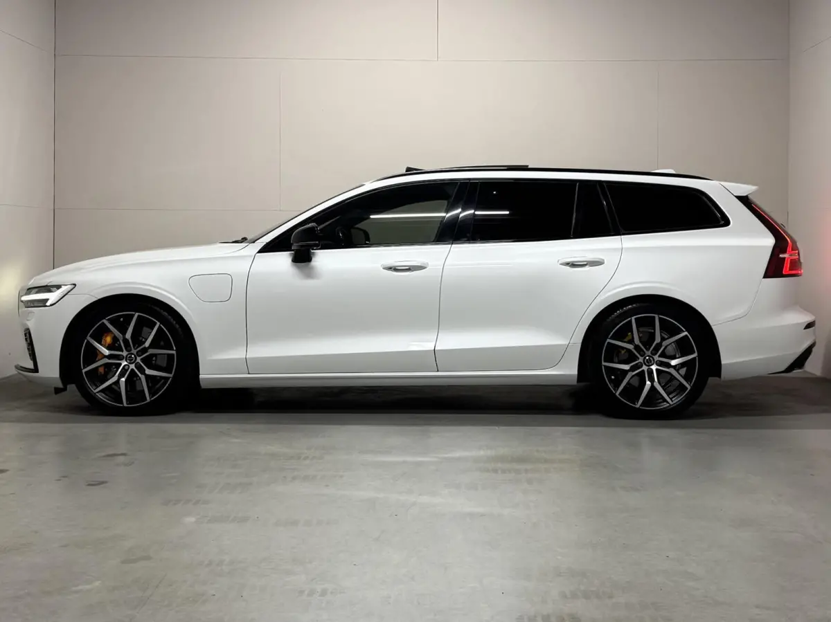 2.0 T8 Twin Engine AWD Polestar Engineered Pano B&W 360° Carplay
