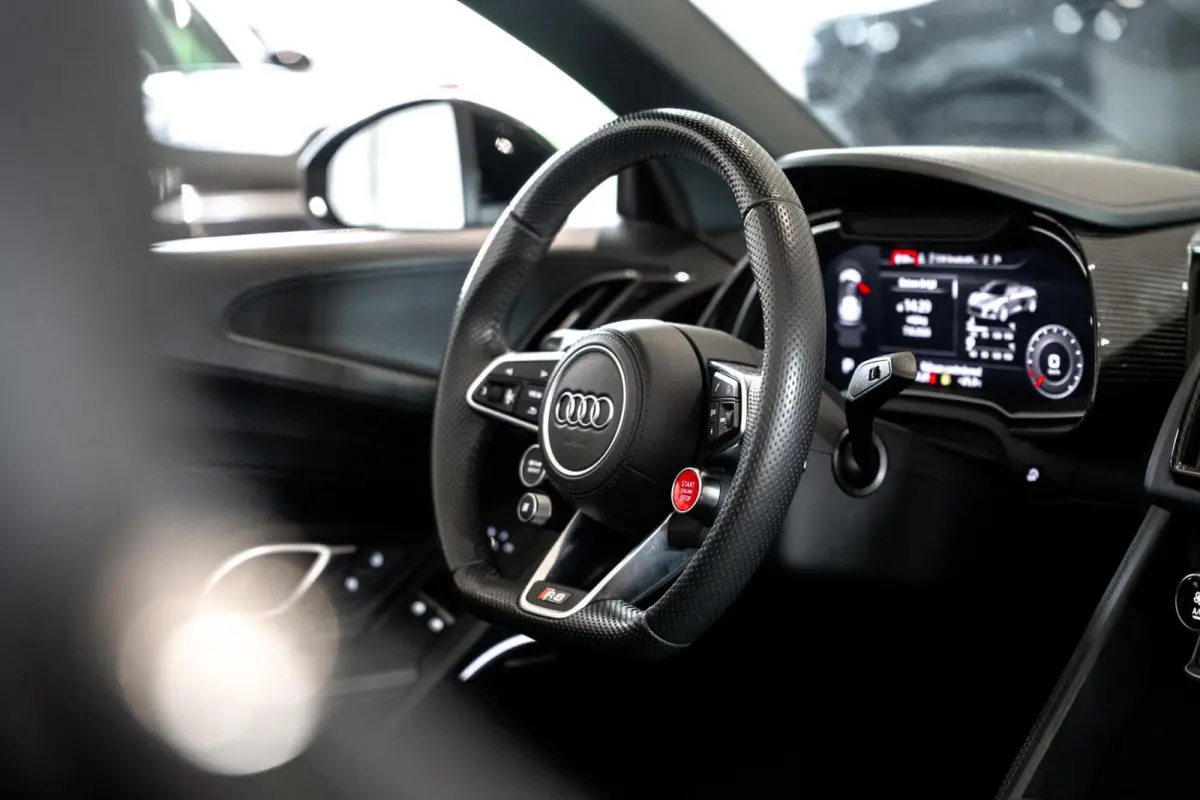 5.2 Performance Quattro / Dlr. ond. / Keramisch / Carbon Ext. / Carbon Int. / Camera / B&O