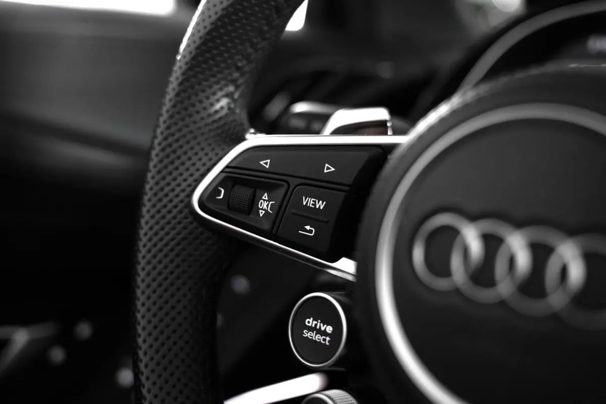 5.2 Performance Quattro / Dlr. ond. / Keramisch / Carbon Ext. / Carbon Int. / Camera / B&O