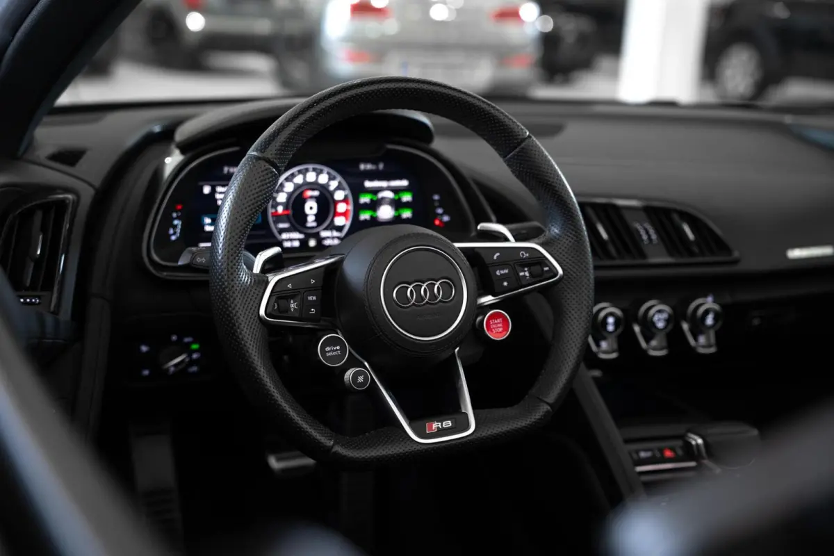 5.2 Performance Quattro / Dlr. ond. / Keramisch / Carbon Ext. / Carbon Int. / Camera / B&O