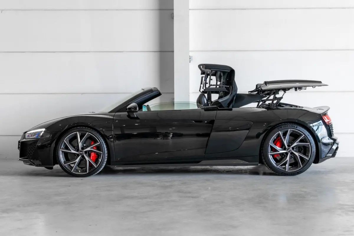 5.2 Performance Quattro / Dlr. ond. / Keramisch / Carbon Ext. / Carbon Int. / Camera / B&O
