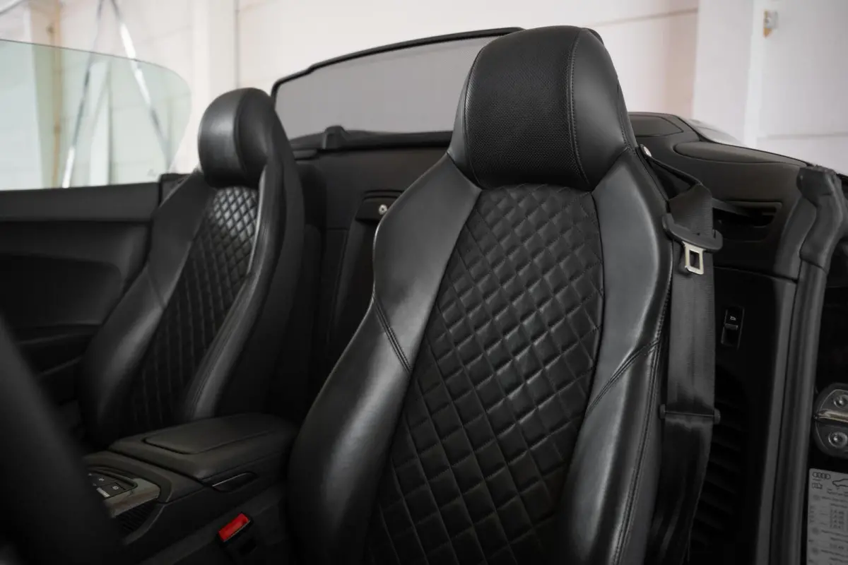 5.2 Performance Quattro / Dlr. ond. / Keramisch / Carbon Ext. / Carbon Int. / Camera / B&O