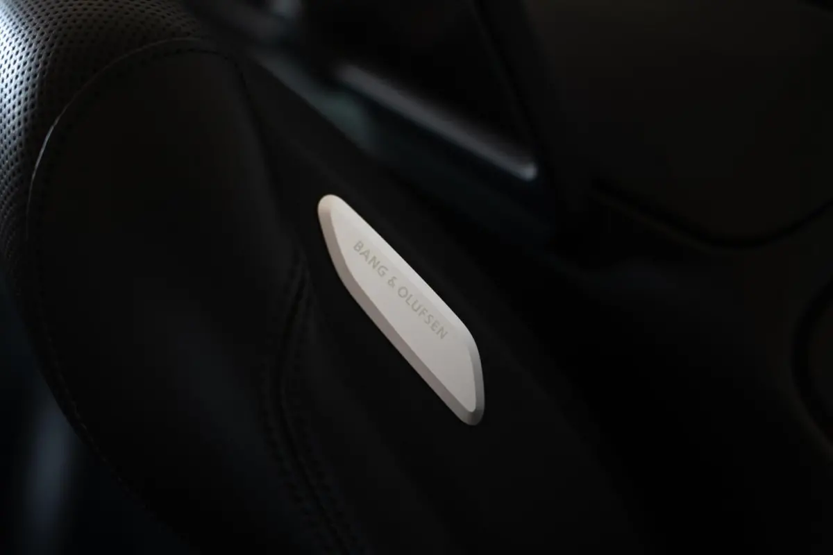 5.2 Performance Quattro / Dlr. ond. / Keramisch / Carbon Ext. / Carbon Int. / Camera / B&O