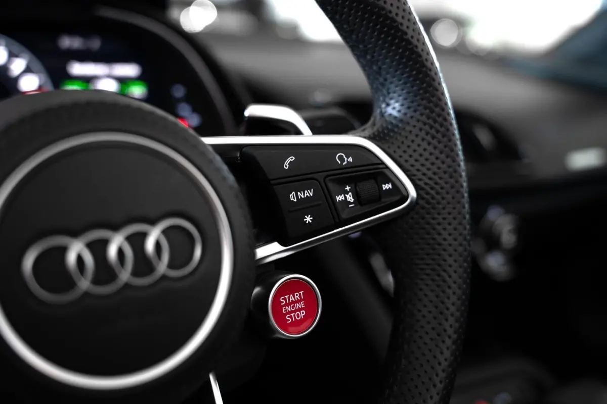 5.2 Performance Quattro / Dlr. ond. / Keramisch / Carbon Ext. / Carbon Int. / Camera / B&O