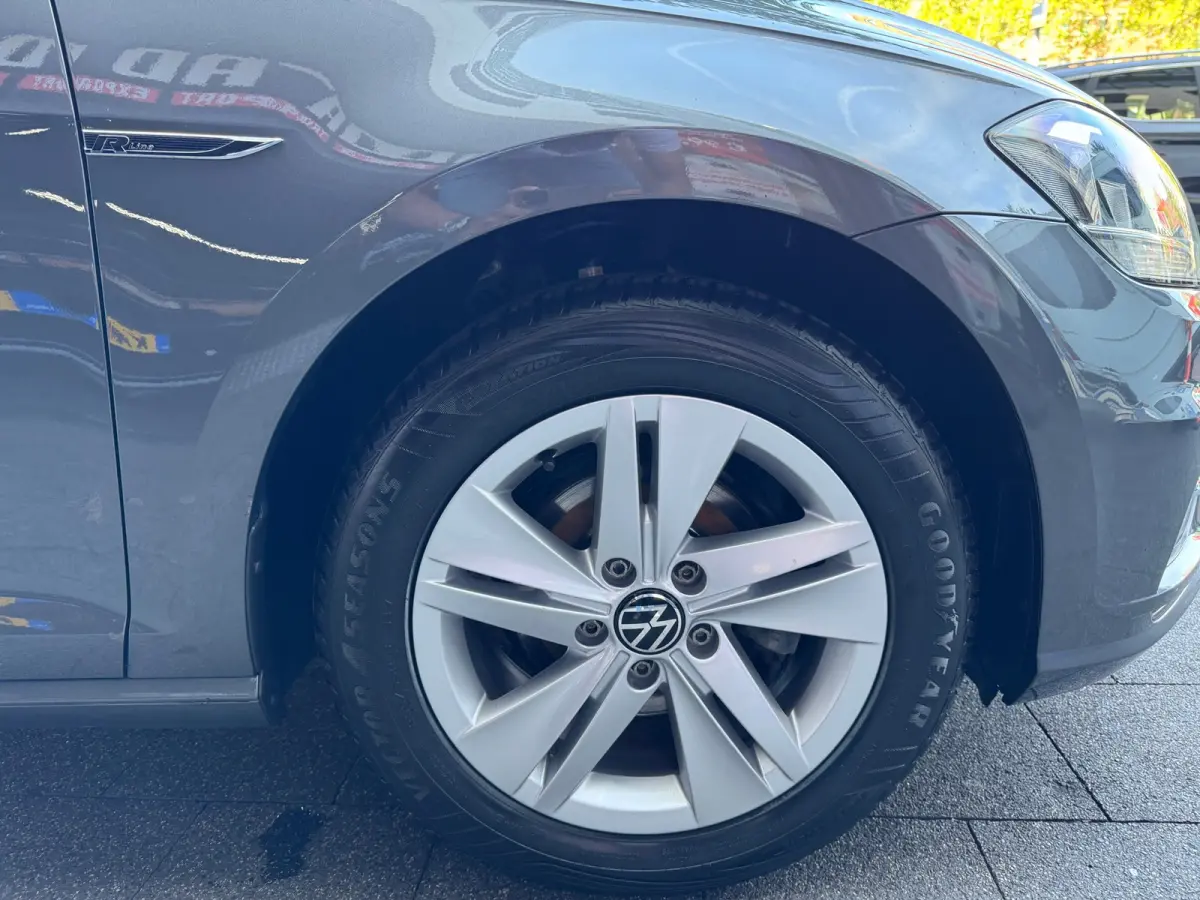 1.0 TSI Comfortline Pano Massage Navi Clima