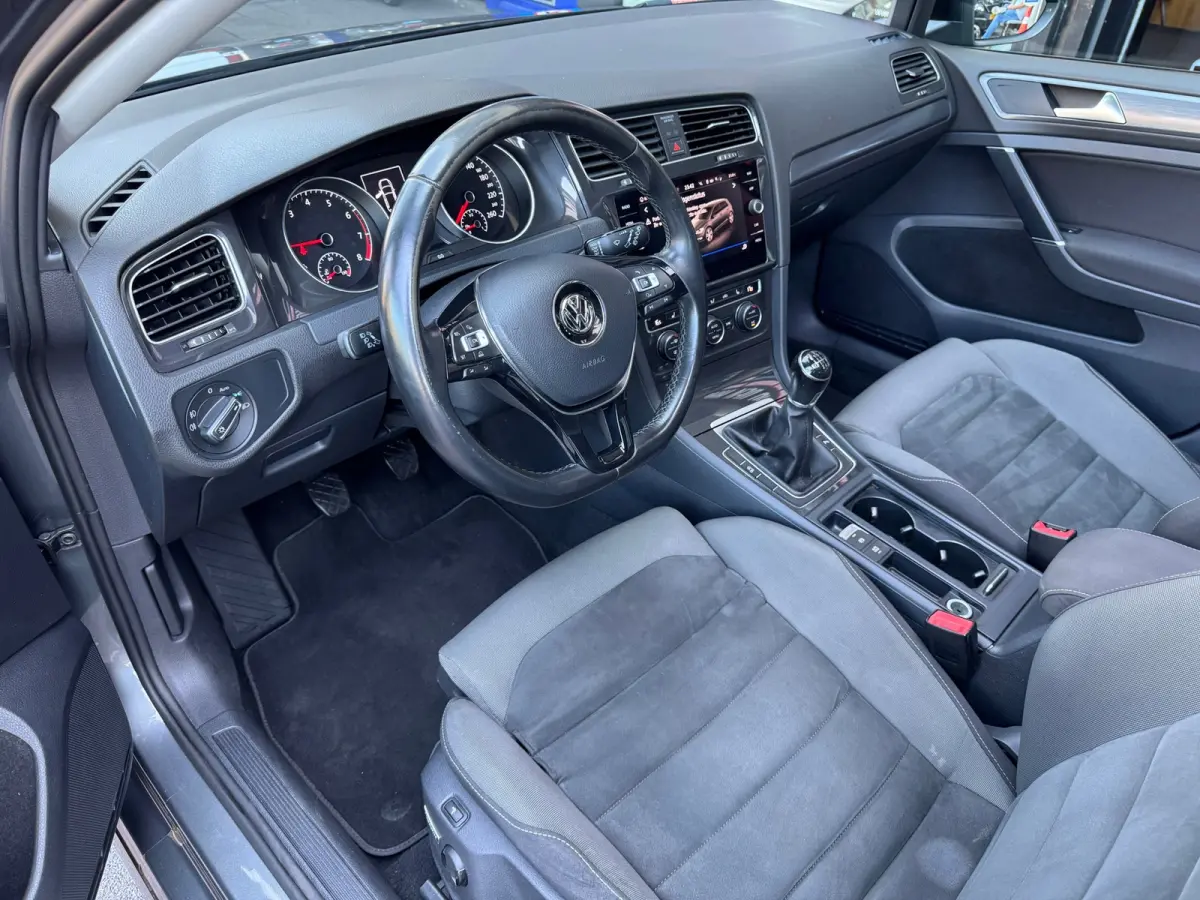 1.0 TSI Comfortline Pano Massage Navi Clima
