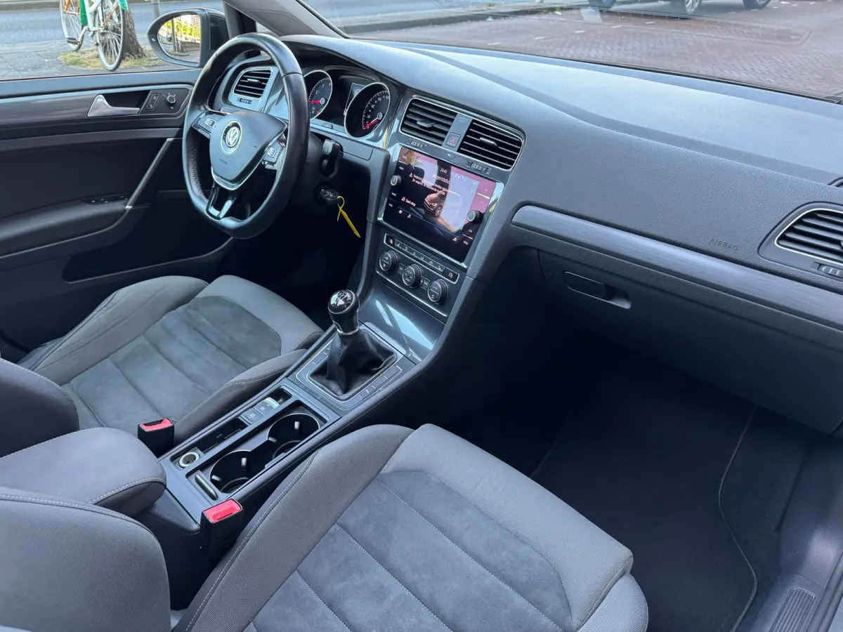 1.0 TSI Comfortline Pano Massage Navi Clima