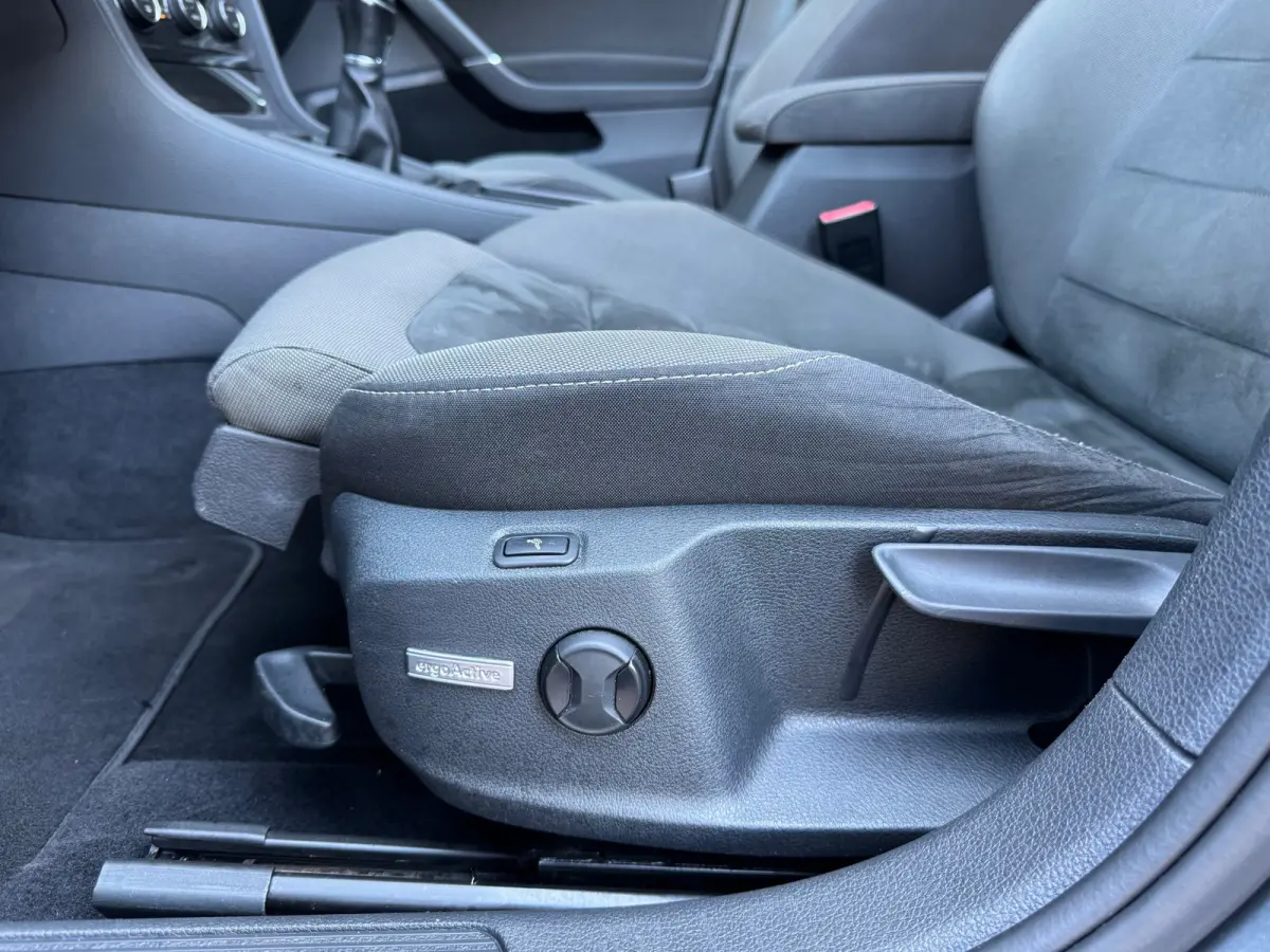 1.0 TSI Comfortline Pano Massage Navi Clima