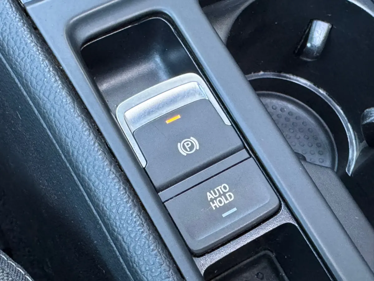1.0 TSI Comfortline Pano Massage Navi Clima