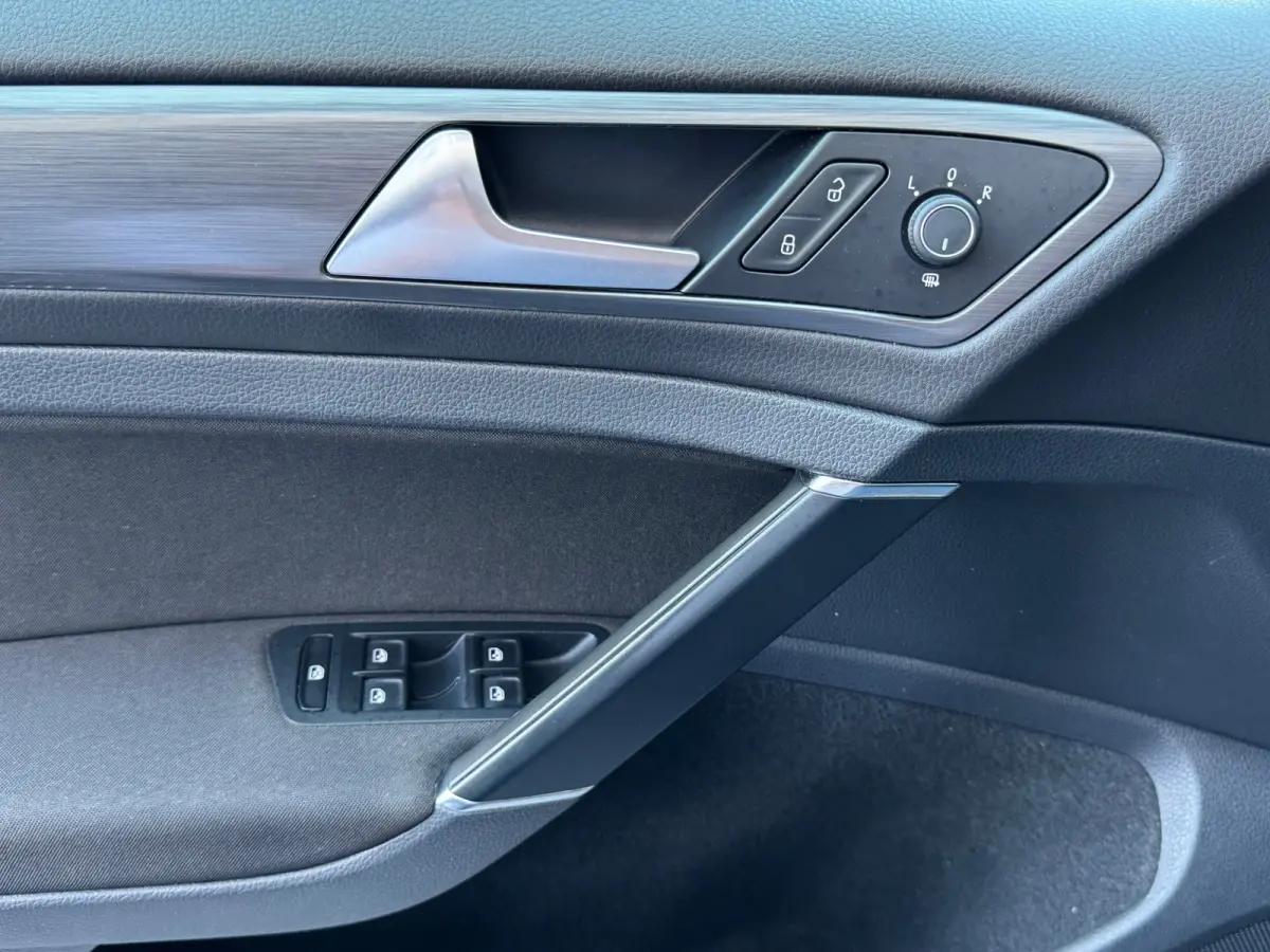 1.0 TSI Comfortline Pano Massage Navi Clima