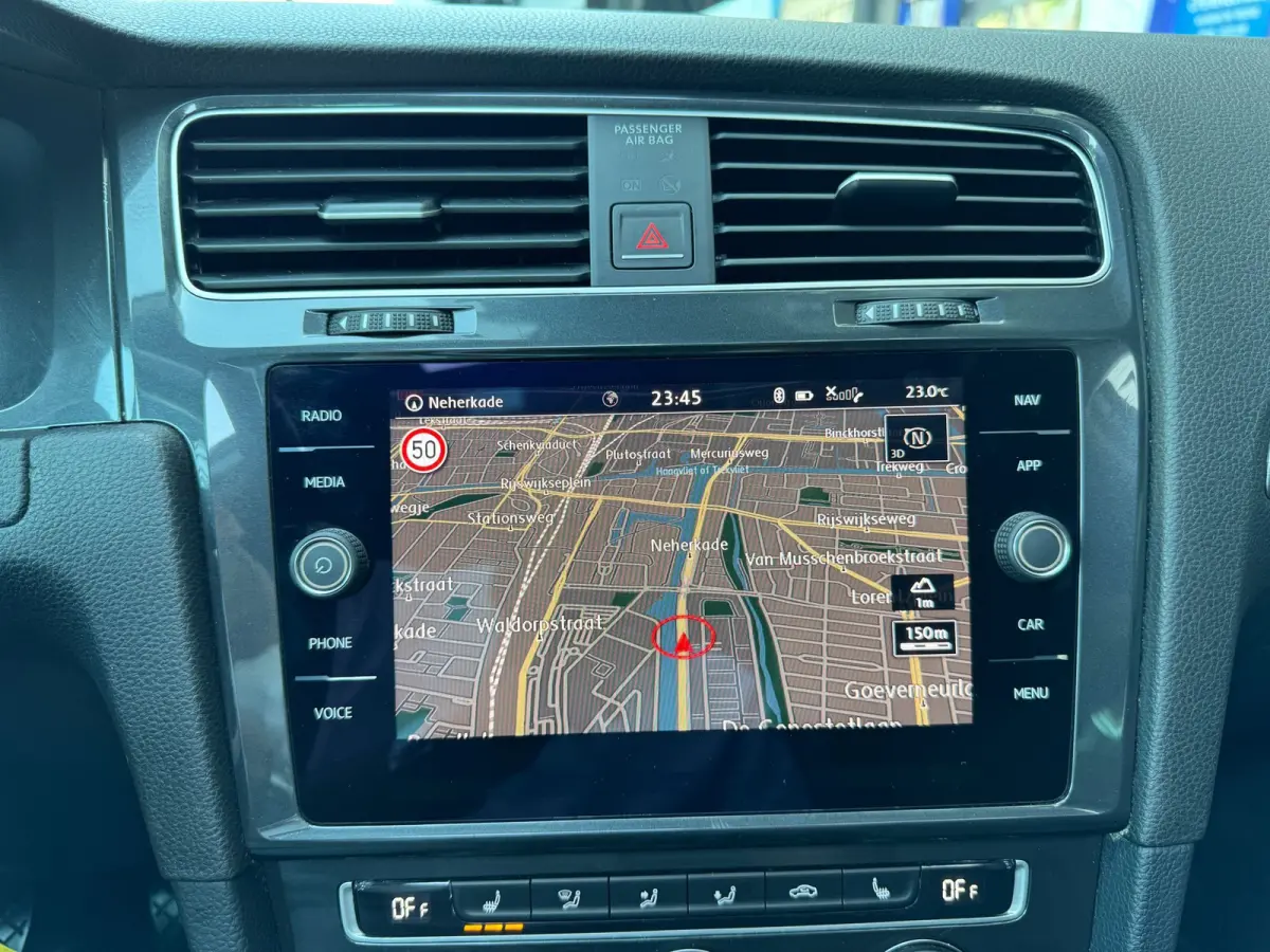 1.0 TSI Comfortline Pano Massage Navi Clima