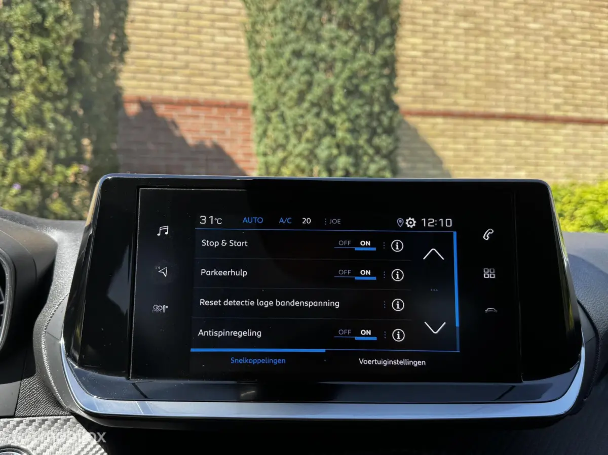 1.2 PureTech Allure Pack 360-Camera*stoel.vrw*Carplay