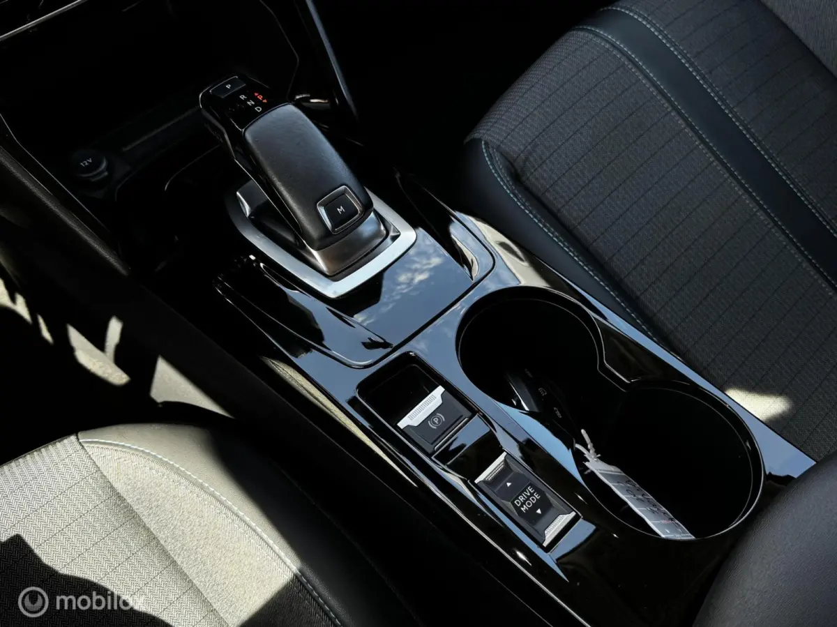 1.2 PureTech Allure Pack 360-Camera*stoel.vrw*Carplay