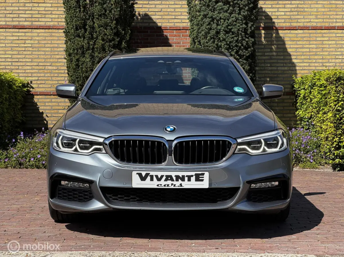520i High Executive Pano*Head-Up*Memory*