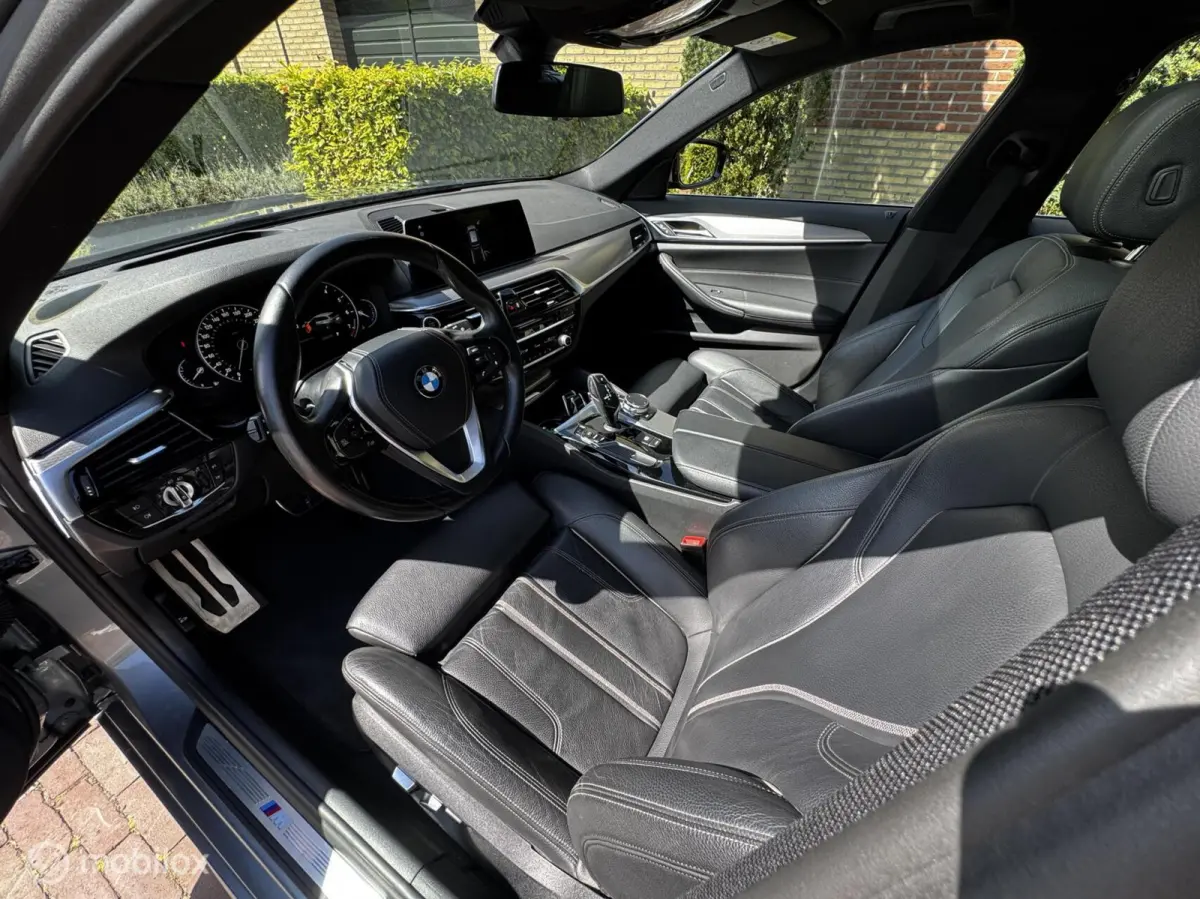 520i High Executive Pano*Head-Up*Memory*