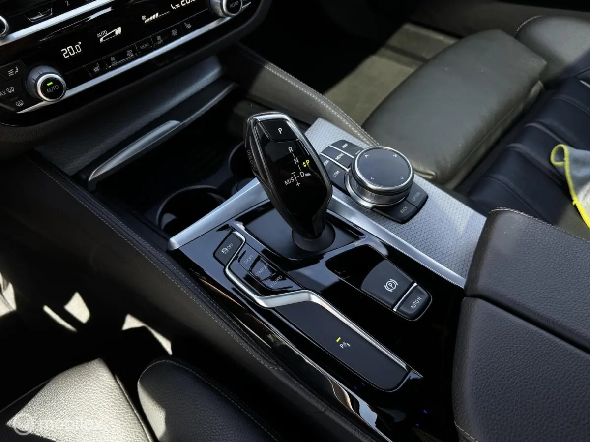 520i High Executive Pano*Head-Up*Memory*