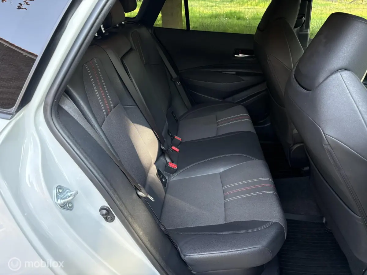 1.8 Hybrid GR-Sport All in