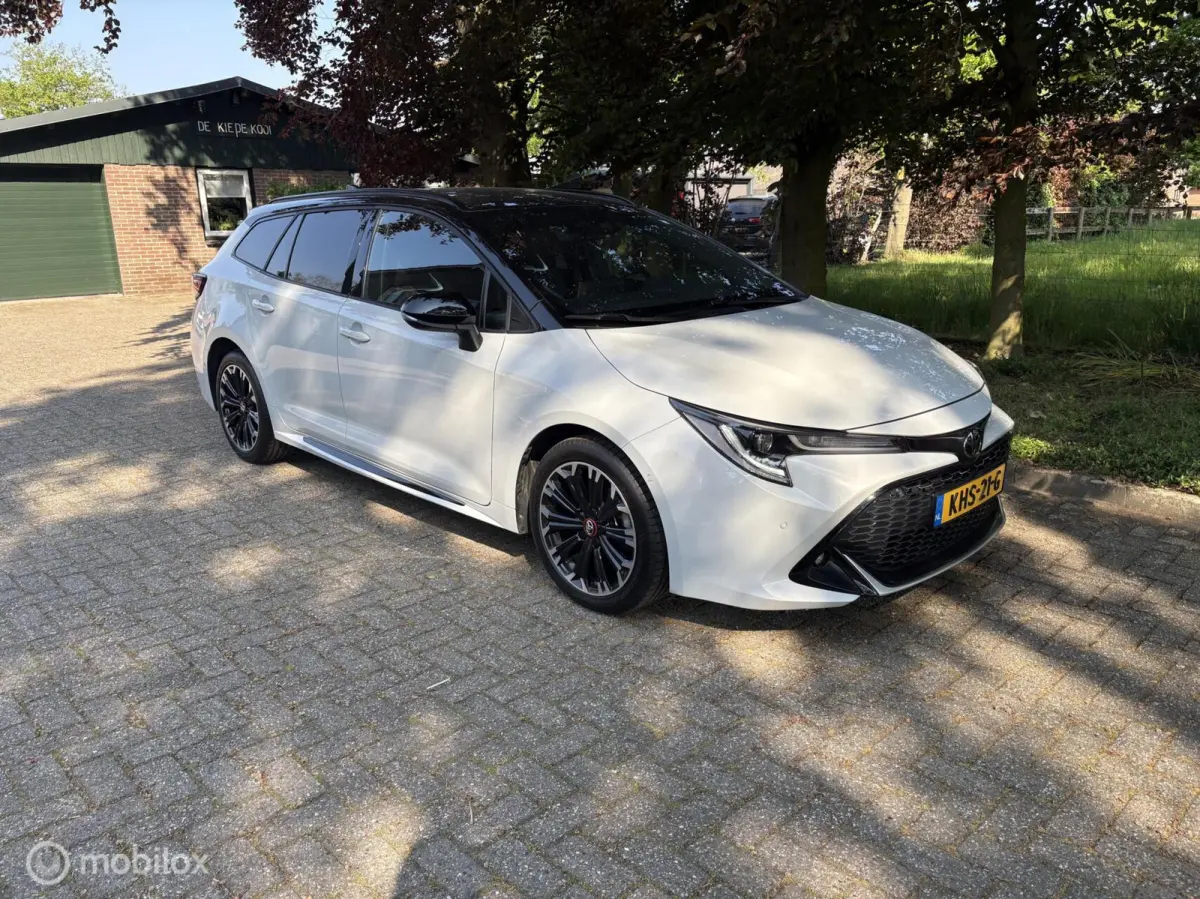 1.8 Hybrid GR-Sport All in