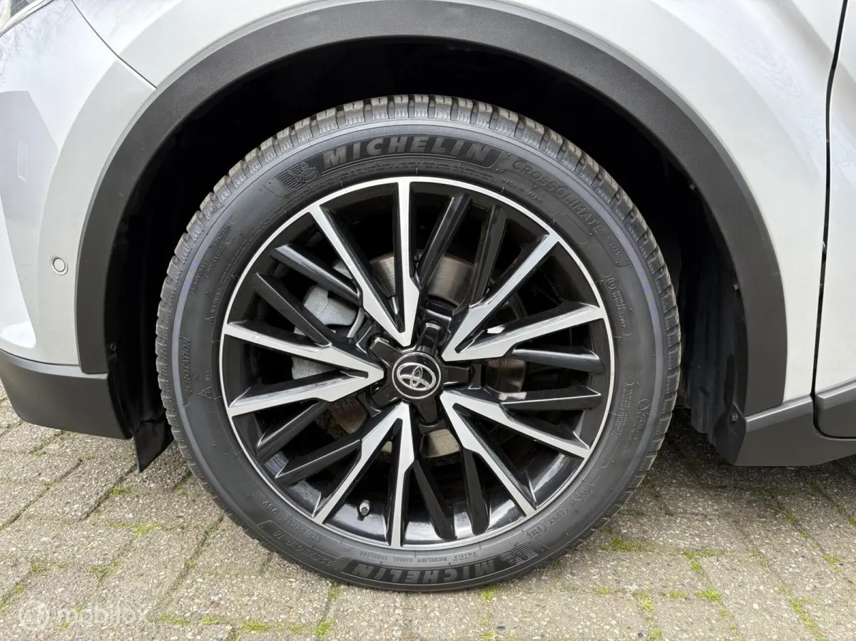 1.8 Hybrid Executive Leer,JBL,camera 1e eigenaar