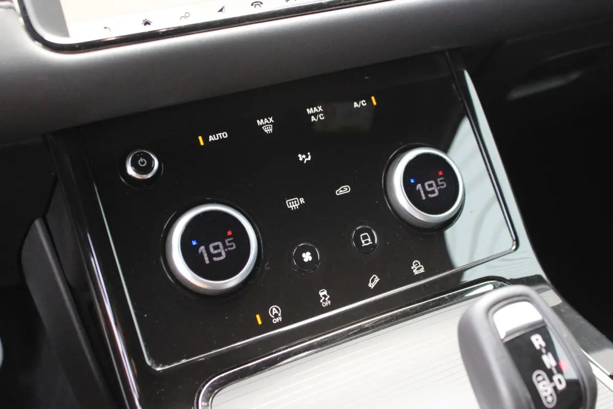 2.0 D180 AWD R-Dynamic HSE Facelift | Trekhaak | Memory | Surround View | 1e Eigenaar | LED | Leder | Dealer Onderhouden