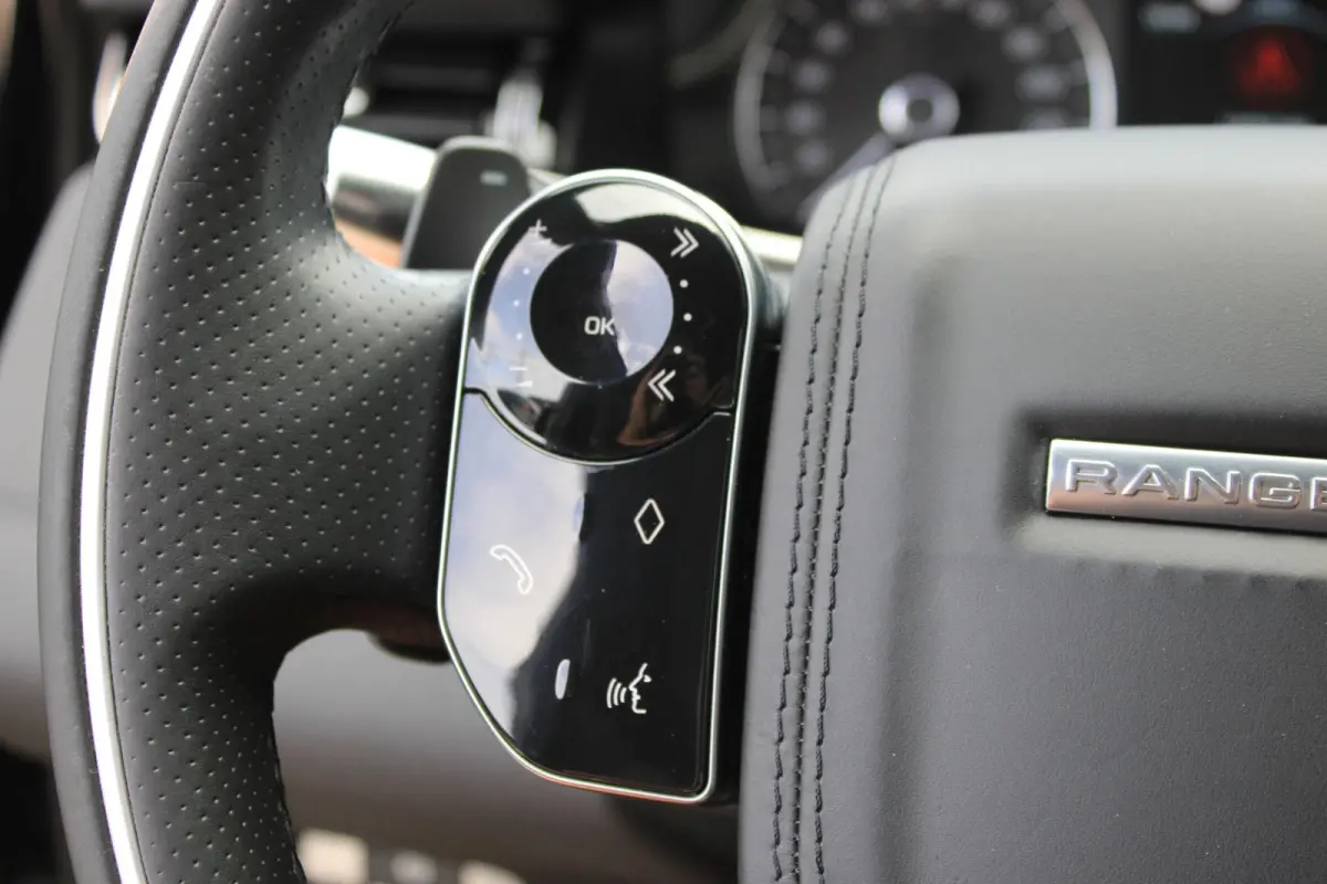 2.0 D180 AWD R-Dynamic HSE Facelift | Trekhaak | Memory | Surround View | 1e Eigenaar | LED | Leder | Dealer Onderhouden