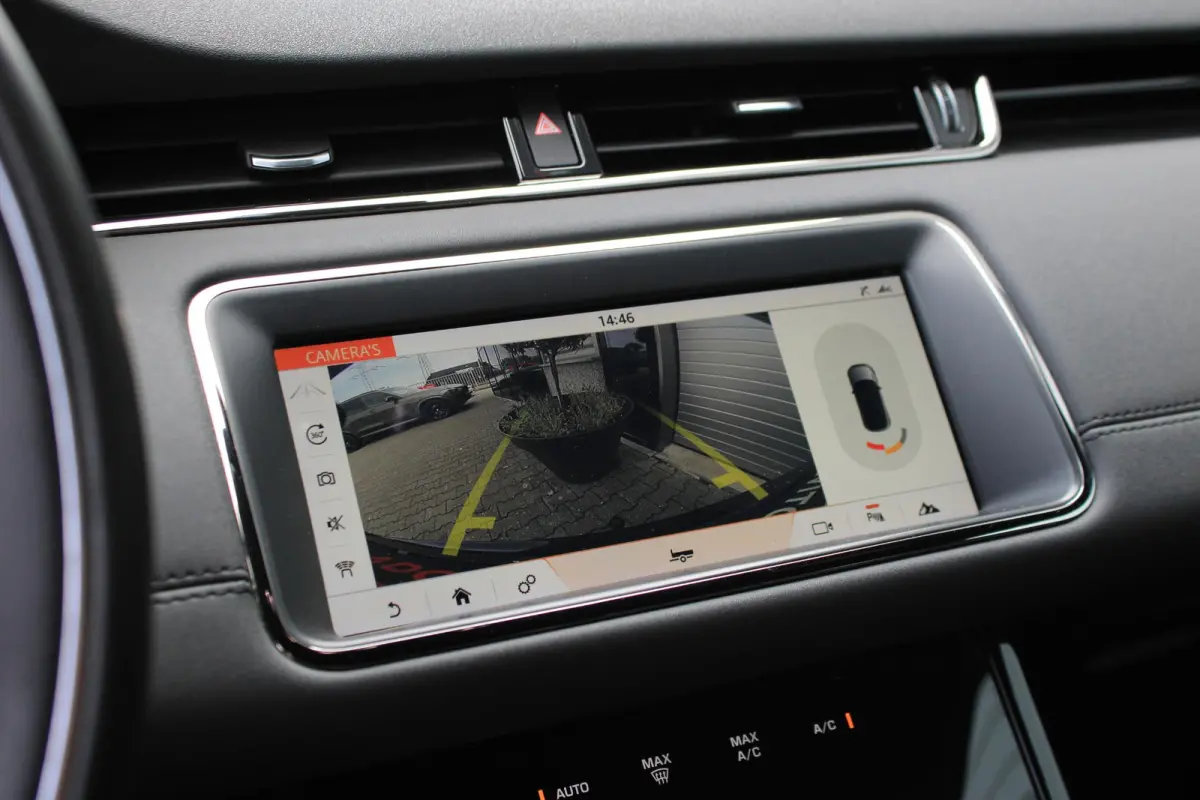 2.0 D180 AWD R-Dynamic HSE Facelift | Trekhaak | Memory | Surround View | 1e Eigenaar | LED | Leder | Dealer Onderhouden