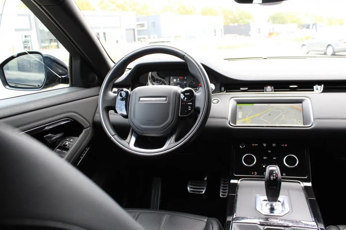 2.0 D180 AWD R-Dynamic HSE Facelift | Trekhaak | Memory | Surround View | 1e Eigenaar | LED | Leder | Dealer Onderhouden