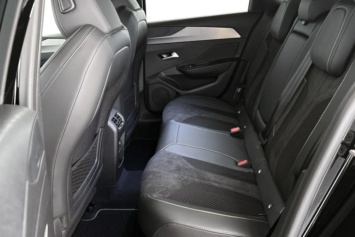 1.6 Plug-in Hybrid 195 GT Facelift Stuur-Stoelverwarming Camera Dodehoek