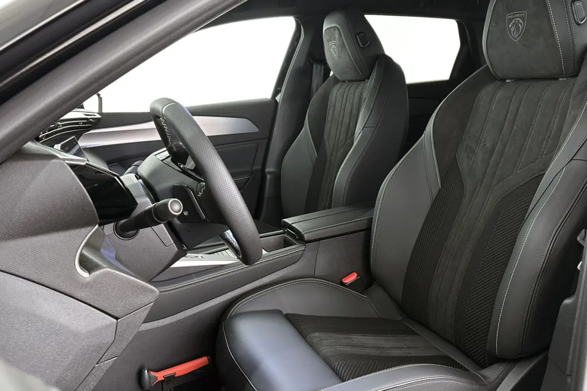1.6 Plug-in Hybrid 195 GT Facelift Stuur-Stoelverwarming Camera Dodehoek