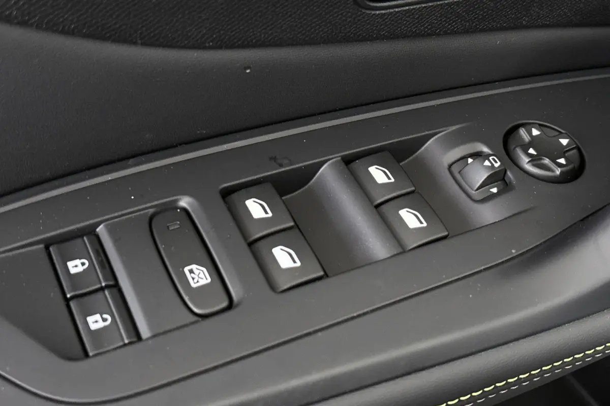 1.6 Plug-in Hybrid 195 GT Facelift Stuur-Stoelverwarming Camera Dodehoek