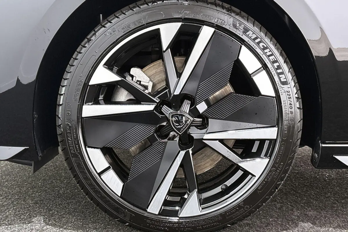 1.6 Plug-in Hybrid 195 GT Facelift Stuur-Stoelverwarming Camera Dodehoek