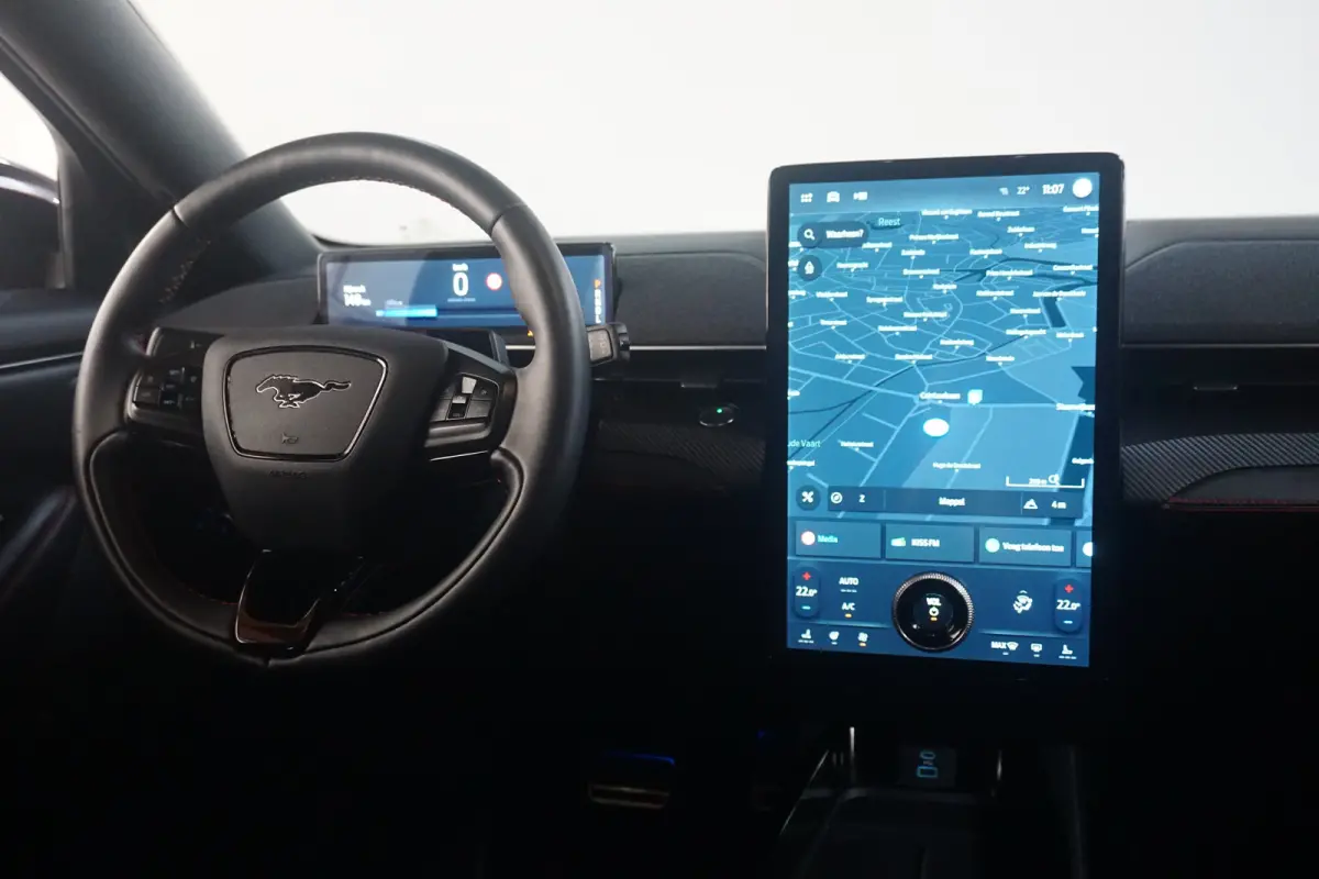 Extended AWD 98 kWh 92,5% SoH | Achteruitrijcamera | Apple Carplay/Android Auto|telefoonintegratie premium | Cruise control adaptief met Stop&Go en stuurhulp