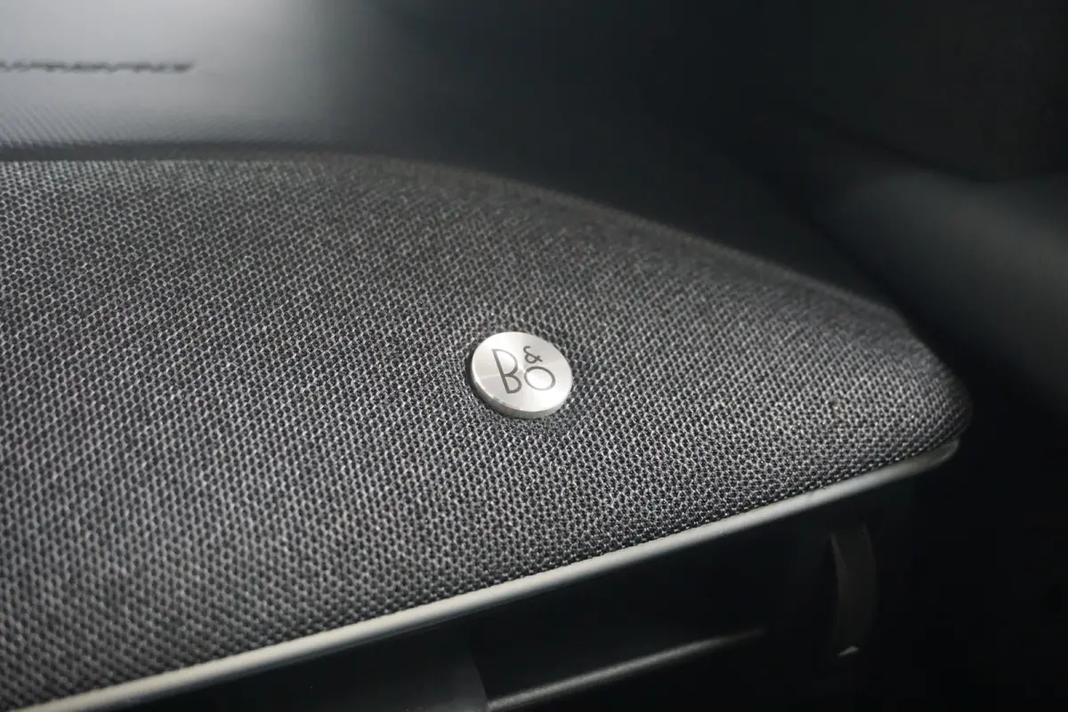 Extended AWD 98 kWh 92,5% SoH | Achteruitrijcamera | Apple Carplay/Android Auto|telefoonintegratie premium | Cruise control adaptief met Stop&Go en stuurhulp