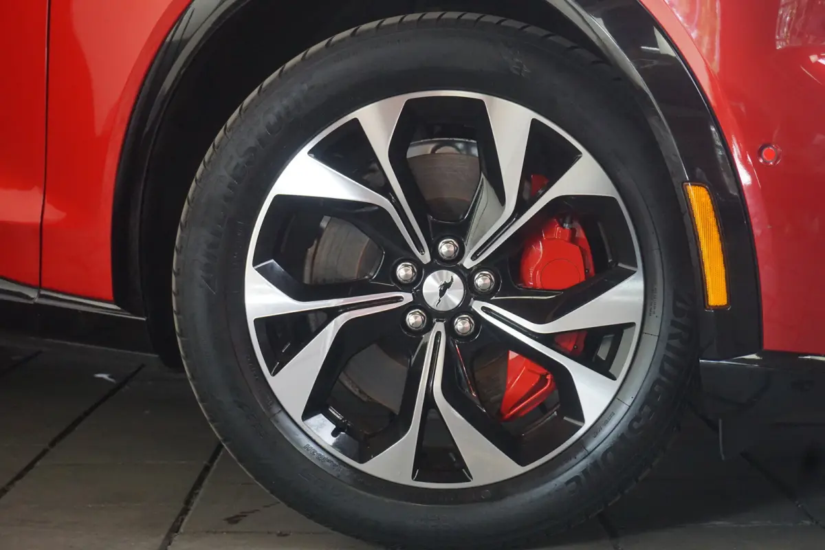Extended AWD 98 kWh 92,5% SoH | Achteruitrijcamera | Apple Carplay/Android Auto|telefoonintegratie premium | Cruise control adaptief met Stop&Go en stuurhulp