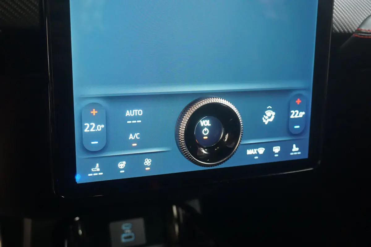 Extended AWD 98 kWh 92,5% SoH | Achteruitrijcamera | Apple Carplay/Android Auto|telefoonintegratie premium | Cruise control adaptief met Stop&Go en stuurhulp